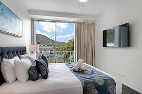 Peninsula Airlie Beach