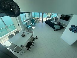 Peninsula Airlie Beach