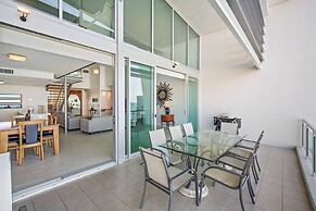 Peninsula Airlie Beach