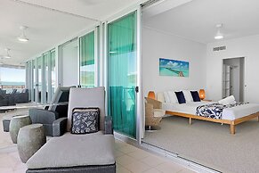 Peninsula Airlie Beach