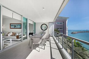 Peninsula Airlie Beach