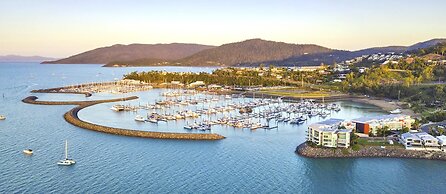 Peninsula Airlie Beach