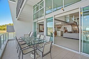 Peninsula Airlie Beach