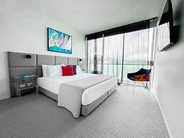 Peninsula Airlie Beach