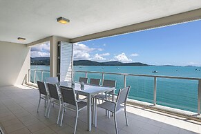 Peninsula Airlie Beach