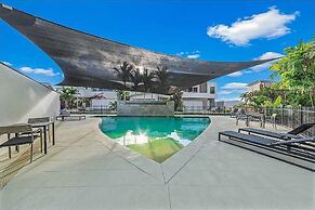 Peninsula Airlie Beach