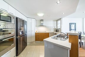 Trilogy Surfers Paradise