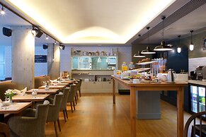 The Bermondsey Square Hotel