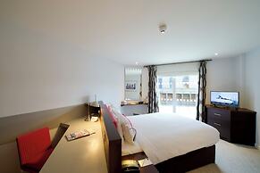 The Bermondsey Square Hotel