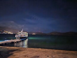 Elounda Sunrise Apartments