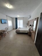 Elounda Sunrise Apartments