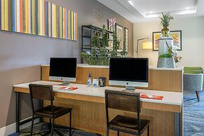 Holiday Inn Express Hotel & Suites Houston-Alvin by IHG