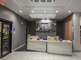 Holiday Inn Express Hotel & Suites Houston-Alvin by IHG
