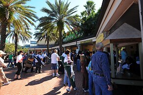 Holiday Inn New Orleans West Bank Tower by IHG