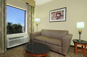 Hampton Inn & Suites Buffalo