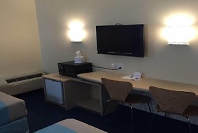 Super 8 by Wyndham Estevan