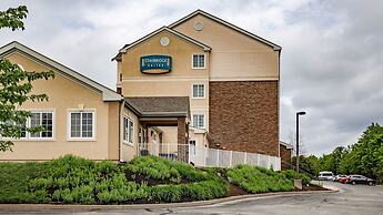 Staybridge Suites Philadelphia Valley Forge 422 by IHG