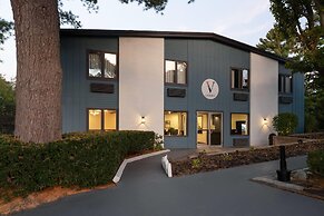 Hotel Vervana, Trademark Collection by Wyndham