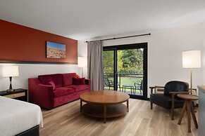 Hotel Vervana, Trademark Collection by Wyndham