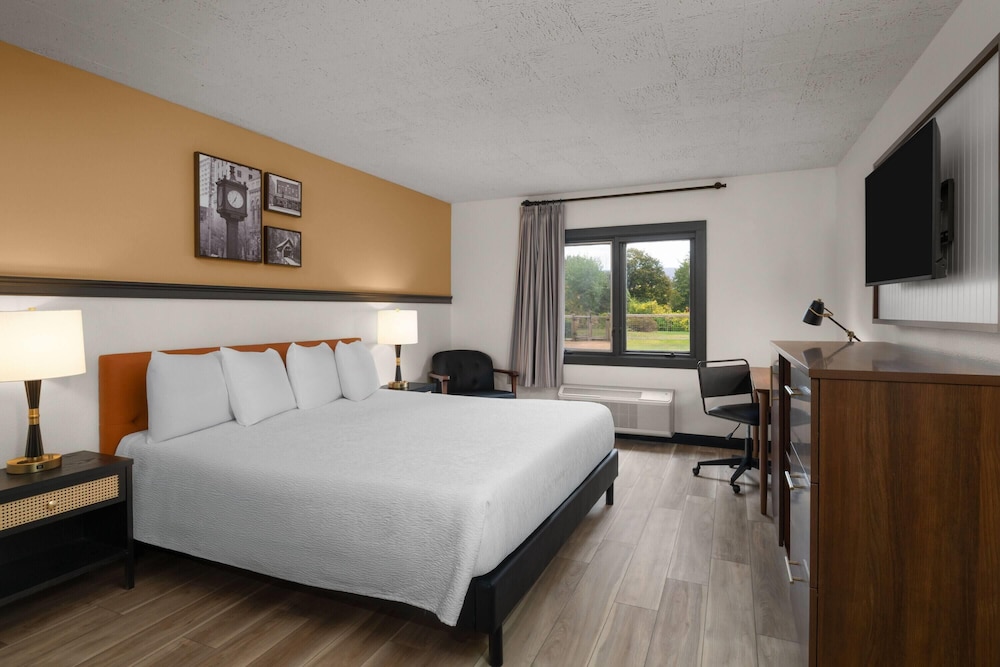 Hotel Vervana, Trademark Collection by Wyndham