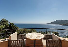 Tiara Yaktsa Côte d'Azur