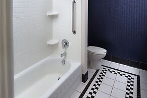 Fairfield Inn & Suites by Marriott Orlando at SeaWorld