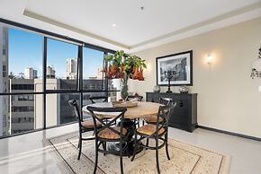 Aria Apartments