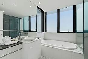Aria Apartments