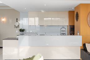 Aria Apartments