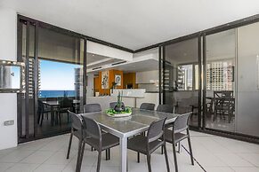 Aria Apartments