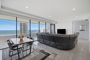 Aria Apartments