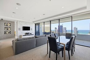 Aria Apartments
