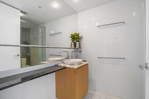 Aria Apartments