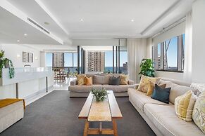 Aria Apartments