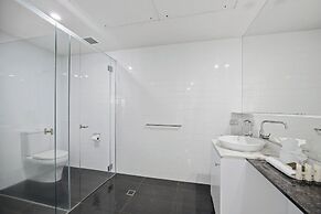 Aria Apartments