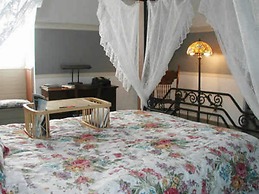 Herzog Mansion