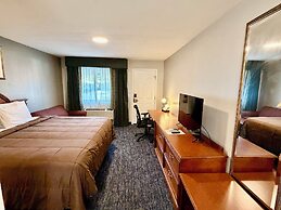 Ozark Inn & Suites