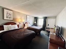 Ozark Inn & Suites