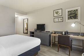 Country Inn & Suites by Radisson, Tampa Airport North, FL