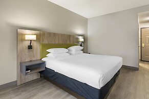 Country Inn & Suites by Radisson, Tampa Airport North, FL