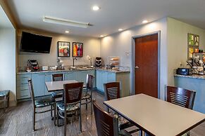 Best Western Plus Woodstock Inn & Suites