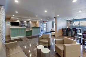 Best Western Plus Woodstock Inn & Suites