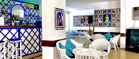 Apartamentos Turísticos Janelas do Mar