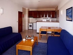 Apartamentos Turísticos Janelas do Mar