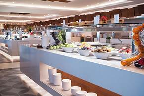 Roda Beach Resort & Spa All-inclusive