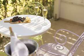 Mandraki Village Boutique Hotel