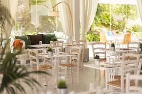 Mandraki Village Boutique Hotel