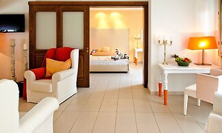 Mandraki Village Boutique Hotel