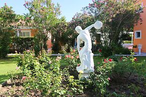 Mandraki Village Boutique Hotel