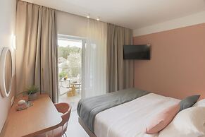 Mandraki Village Boutique Hotel